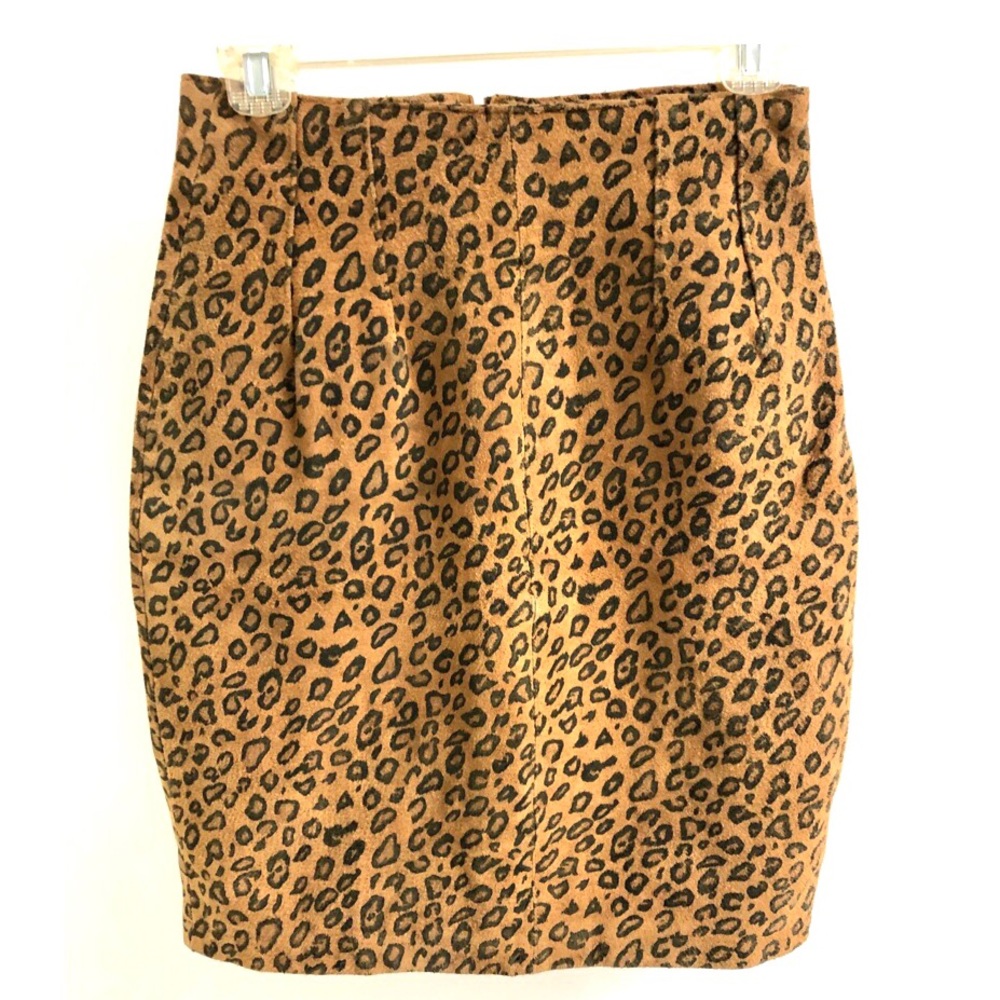 Vintage suede leopard mid rise skirt small 26
